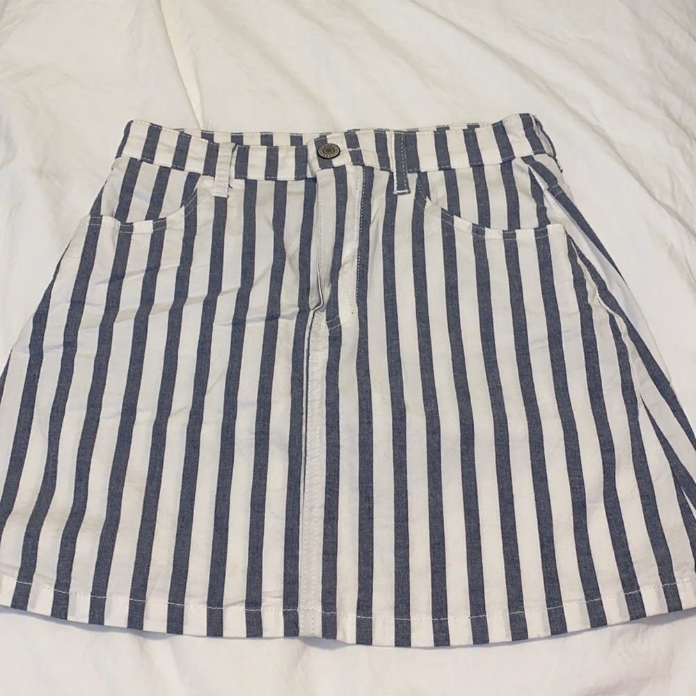 Brandy Melville blue pin stripe skirt size small